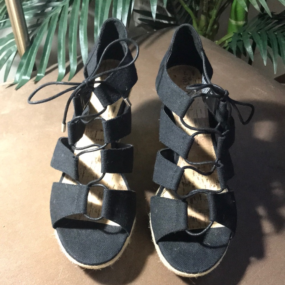 Medina Wedge Sandals Size 11